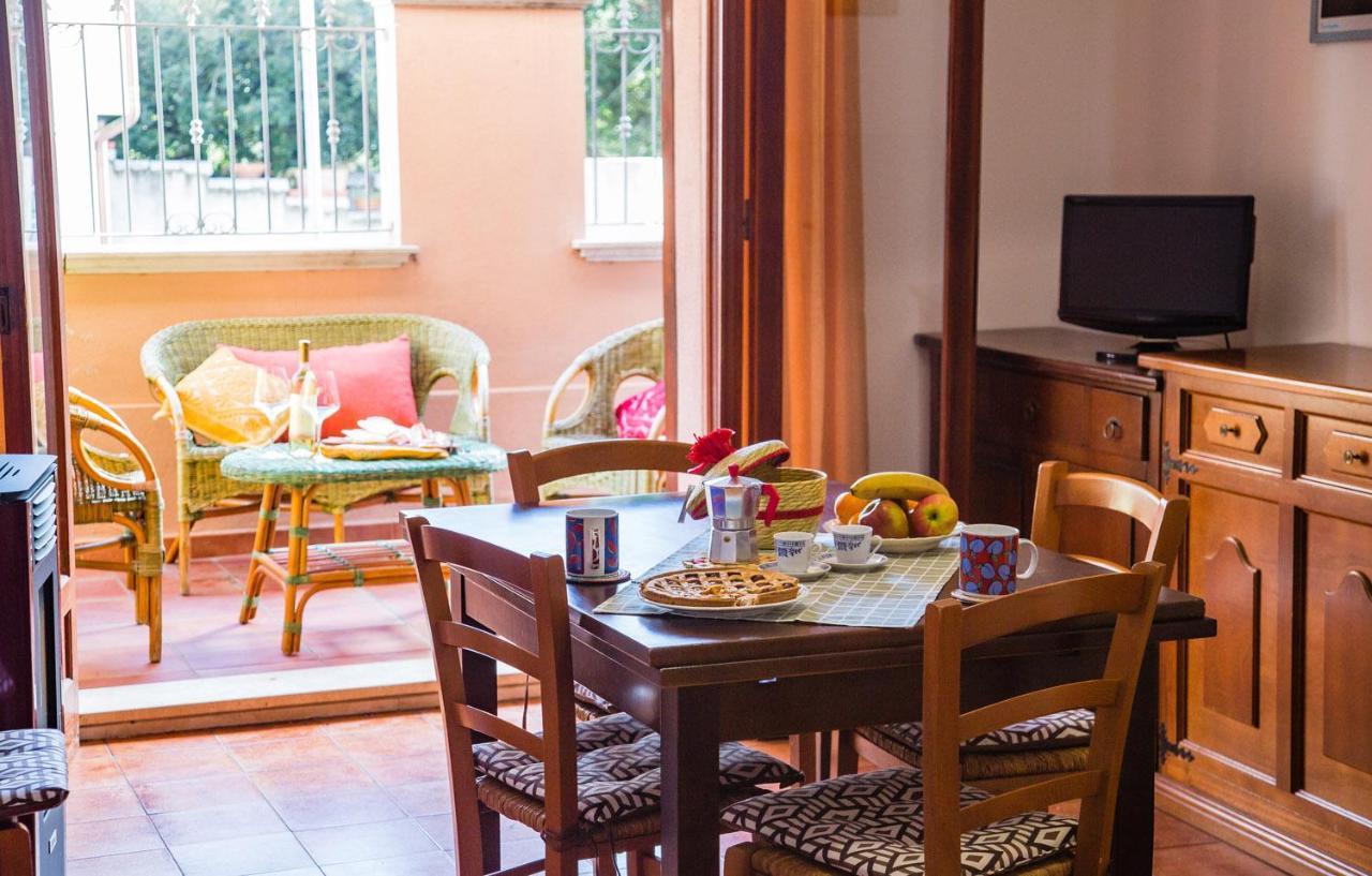 Casa Goletta Soggiorno Per 4 A 2 Minuti Dalla Spiaggia Iunq0334 Cala Gonone Luaran gambar